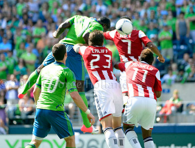 Chivas_Sounders_72pi05.jpg