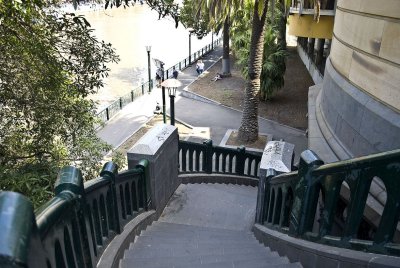Melb32