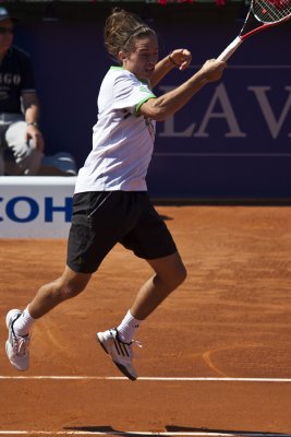 Aleksandr Dolgopolov jumping forehand.