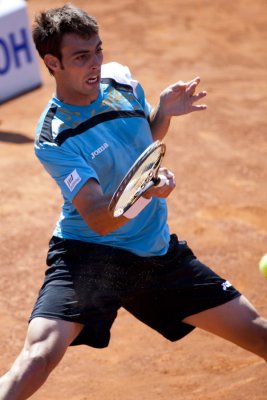 Marcel Granollers forehand, note the fuzz from the ball again!
