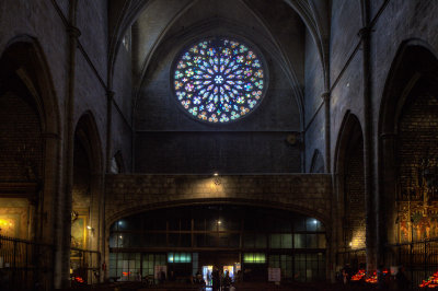 The Rose window inside Santa Maria del Pi.