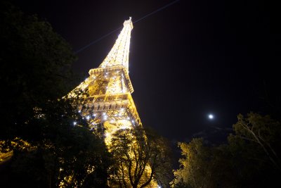 Sparkly Eiffel and the Moon.