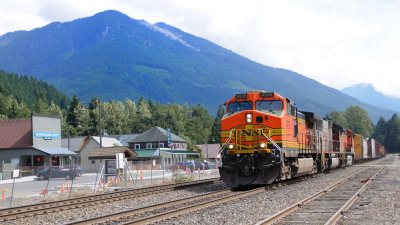 BNSF 4935 @ Skynomish WA