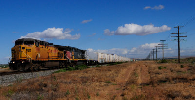 UP7083 just east of Boise ID