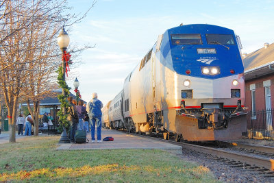 Amtrak Arrives Lees Summit MO