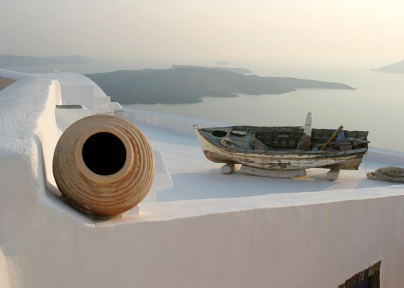 santorini boat on roof