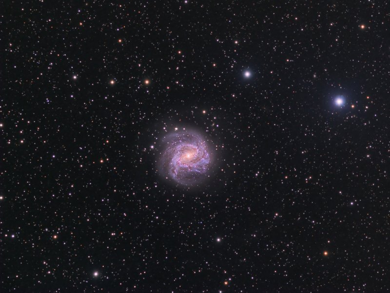 M83 - Barred spiral galaxy in Hydra