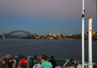 Sailing into Sydney Harbour 14 April, 2011