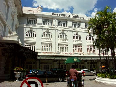 Arriving at the Eastern and Oriental Hotel