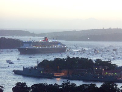 QM2 Sailing into Sydney Harbour at dawn