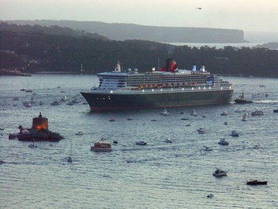 QM2 sailing past Fort Denison