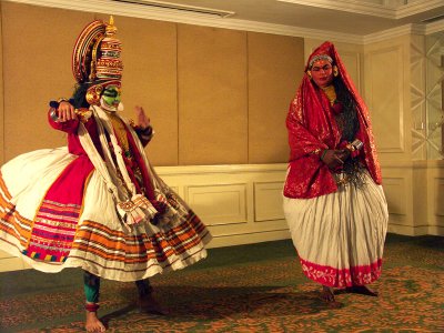  Kathakali - Indian dance-drama