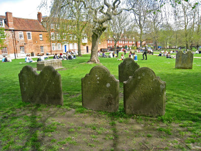 Church grounds and graves, 26 April 2008