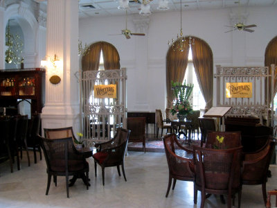 Writers Bar at Raffles