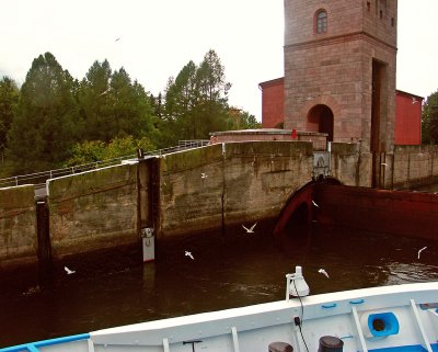 Going through the lock of the Volga River