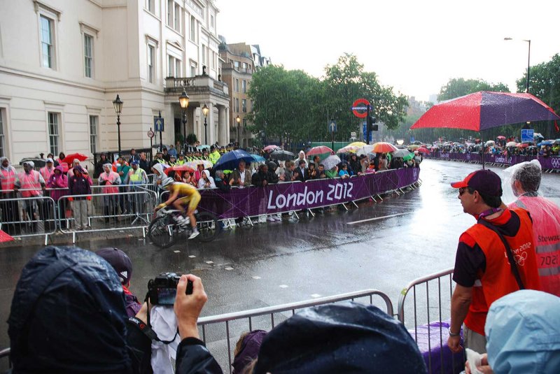 Tail end of the ladies 50 km cycle race