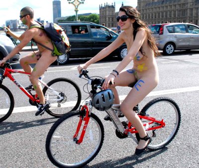 London world naked bike ride 2011_0425a.jpg
