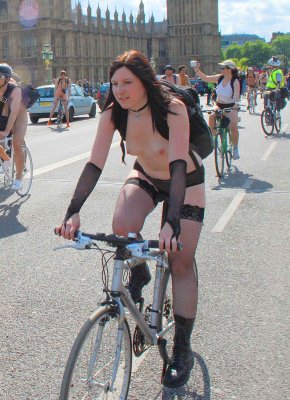 London world naked bike ride 2011_0404a.jpg