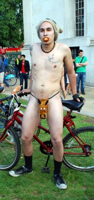 London world naked bike ride 2011_0128a.jpg
