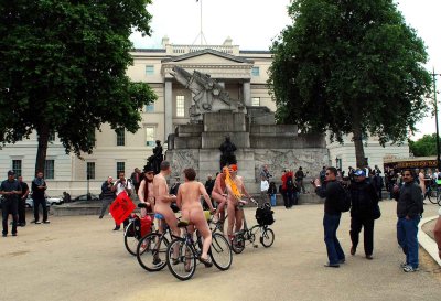 London world naked bike ride 2011_0015a.jpg