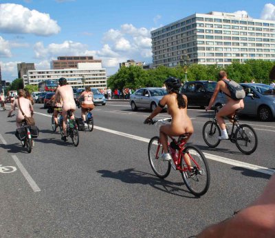 London world naked bike ride 2011_0362a.jpg