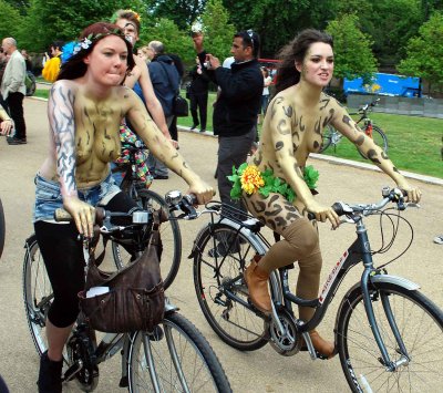  London world naked bike ride 2011 DSC_0030a.jpg