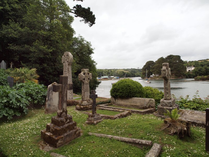 St JUST IN ROSELAND CHURCH YARD