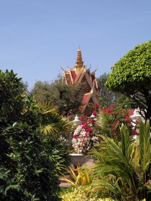 GARDENS OF THE ROYAL PLACS IN PHNOM PENH