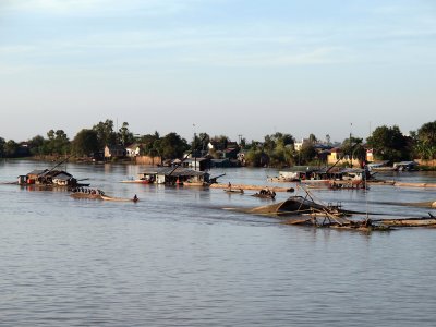 MEKONG RIVER FISH TRAWLING