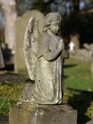 CEMETERY EPSOM DOWNS UK