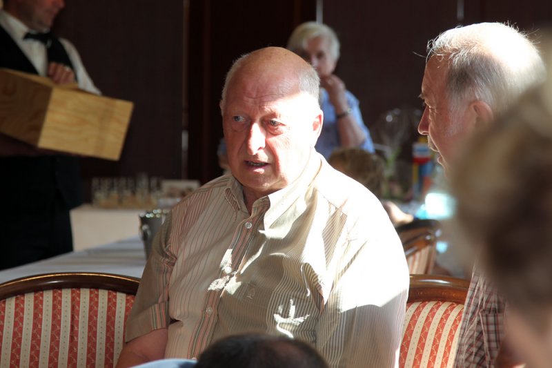 k6871.jpg