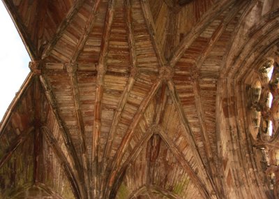 CEILING ABOVE EAST WINDOW