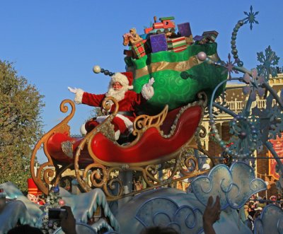 HERE COMES SANTA CLAUS
