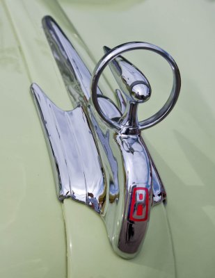 '46 Ford Super Deluxe Hood Ornament