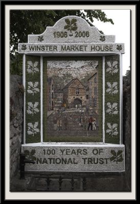 Well-Dressing