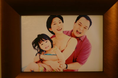 Nicole with Daddy and Mummy
