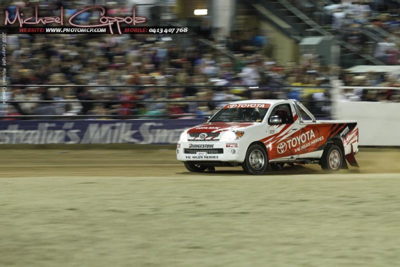 110817 Ekka Hilux Heros 251.jpg