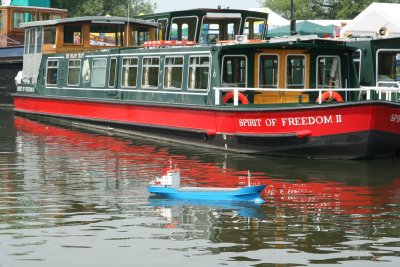 New freight on the Gloucester & Sharness Canal!!