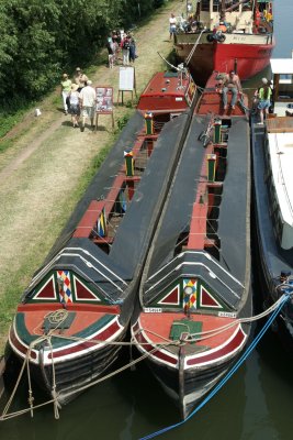 Narrow boat Trust  Boats Brighton & Nuneaton