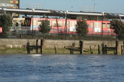 No access to Canning Town DLR station