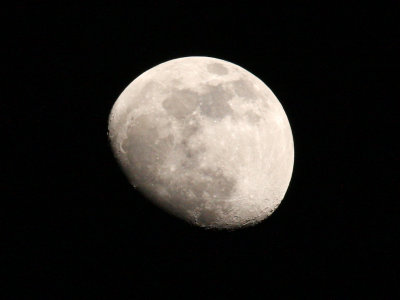 0-moon.jpg