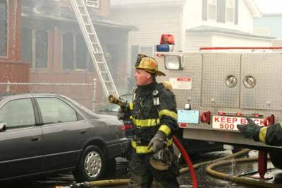 Worcester 4th Alarm 5-1-06 042.jpg