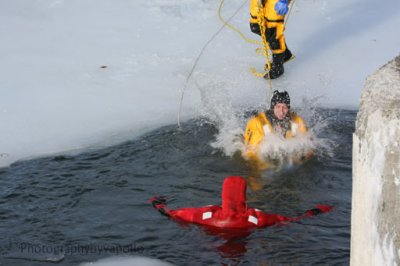 Ice Rescue Training 237.jpg