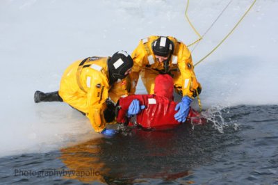 Ice Rescue Training 260.jpg