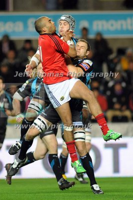 Ospreys v Munster RaboDirect League 2011