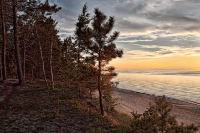  Beach Sunset - Lake Superior, Michigan