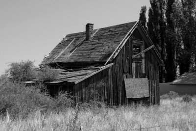 Old barn in rural Oregon