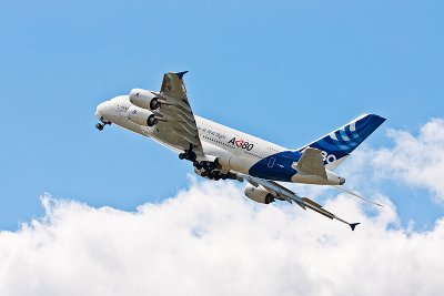 Airbus A-380_002.jpg