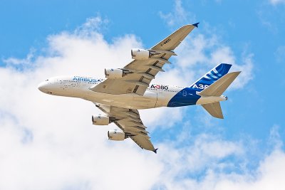 Airbus A-380_009.jpg
