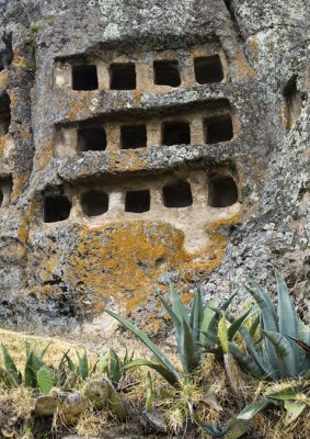 Necrpolis de Ventanillas de Otuzco. Cajamarca, Per. (300dC. Cultura Caxamarca)